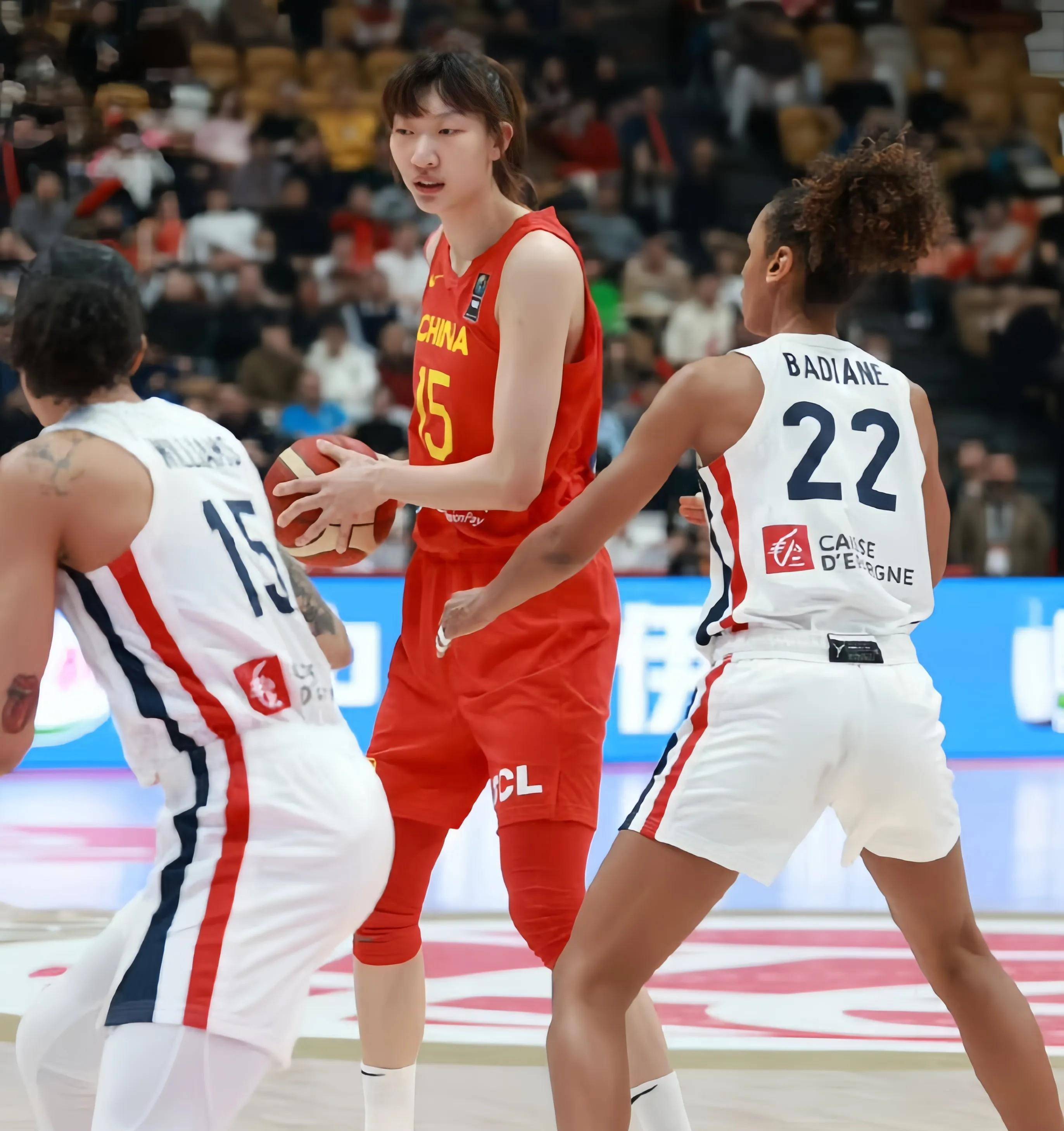 4届助攻王+2届抢断王!中国女篮26岁控卫蜕变:张子宇绝配的简单介绍