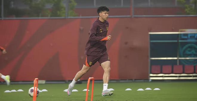 国脚东亚杯磨洋工？3原因曝光：深知久帅不会转正！俱