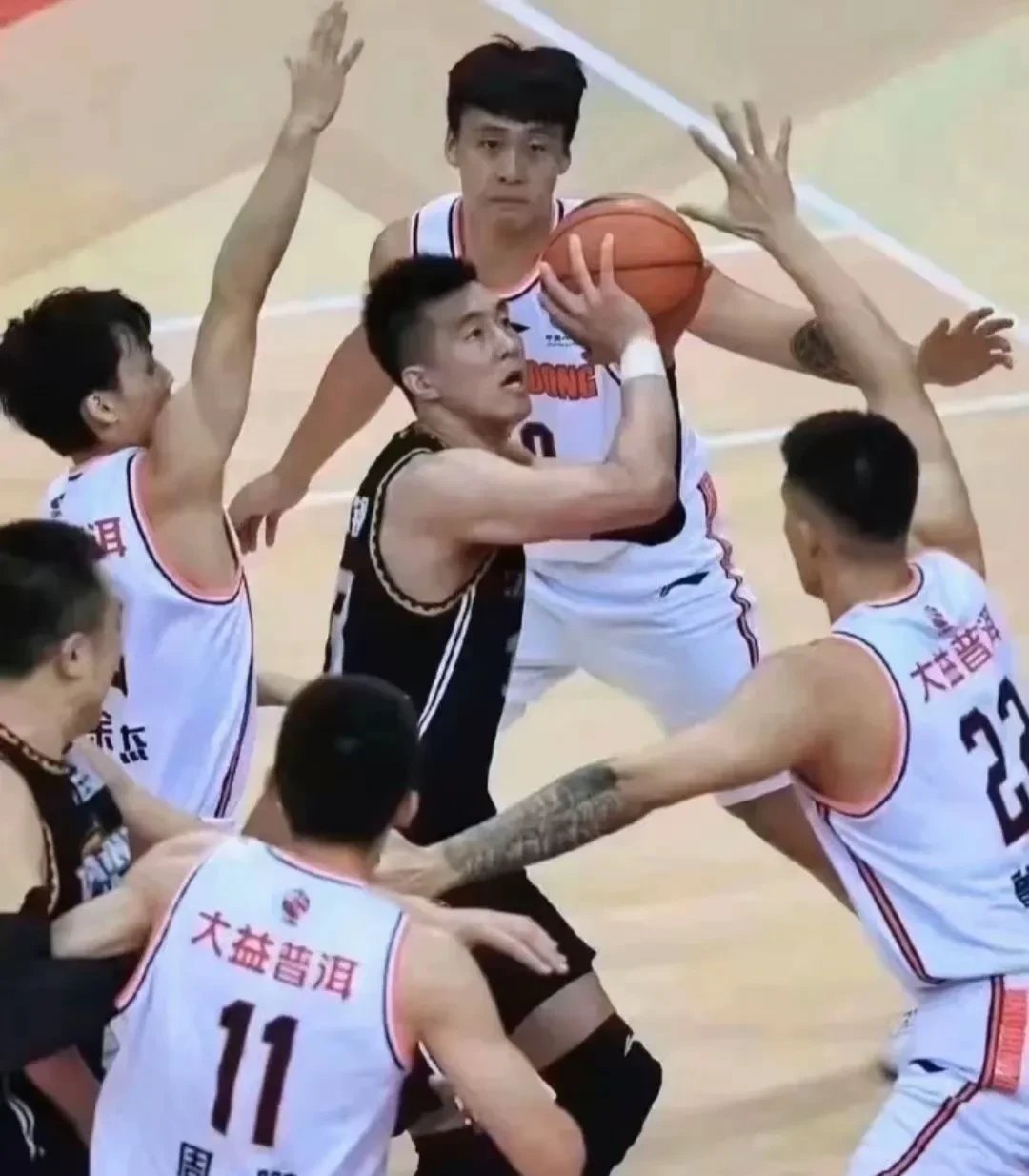 郭艾伦NBA夏季联赛集锦：对阵国王砍下20分5助攻