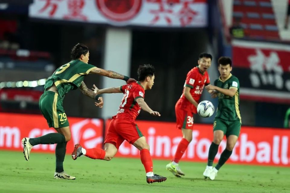 河南3-2浙江晋级将战申花，王上源、钟义浩互相传射，卡多索绝杀