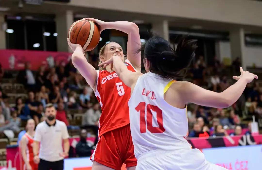 U19男女篮无缘出线&中国女篮折戟，杨瀚森出战亚洲杯能成中国男篮胜负手吗？的简单介绍