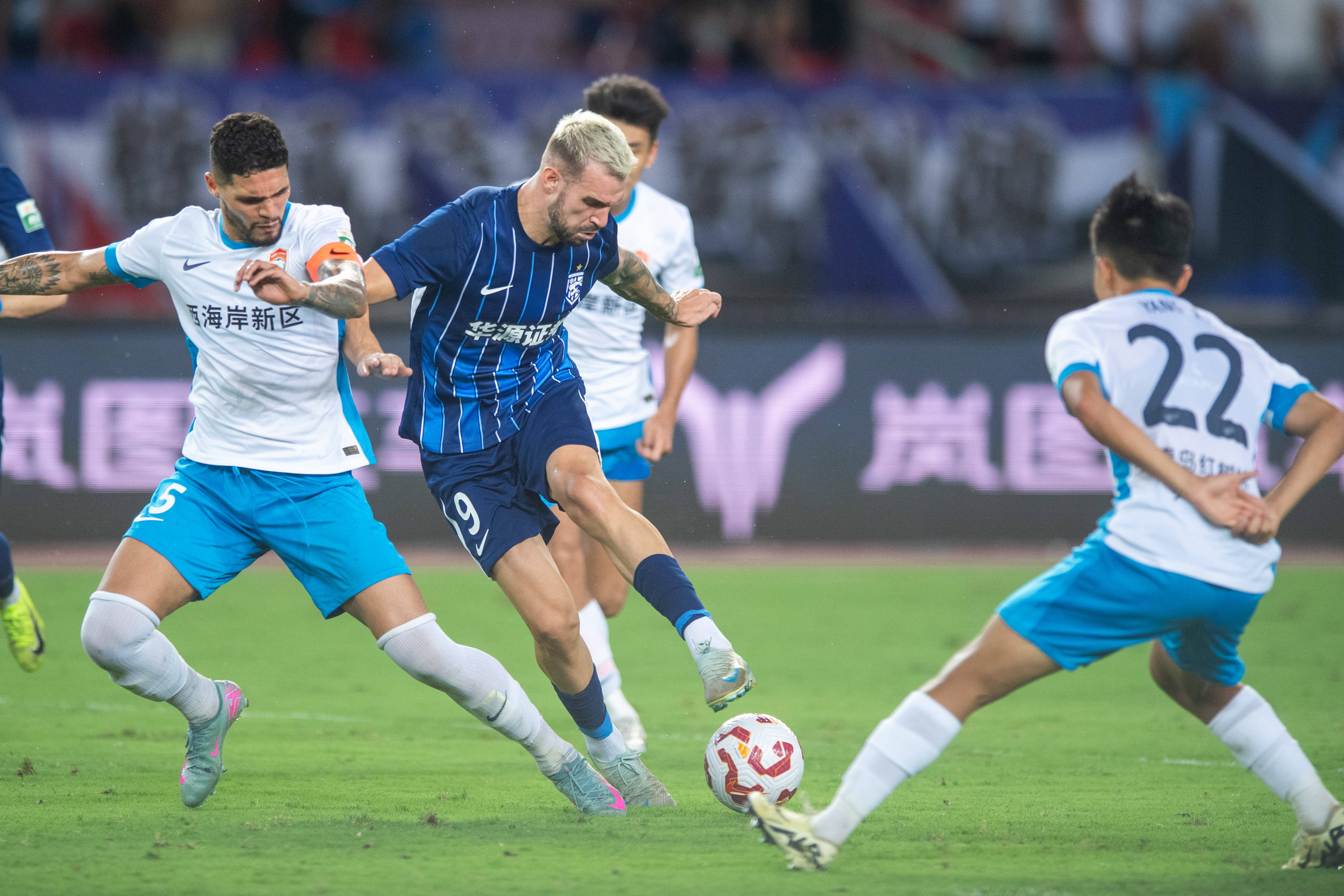 中超-图多列闪击段刘愚扳平三镇1-1西海岸3轮不胜